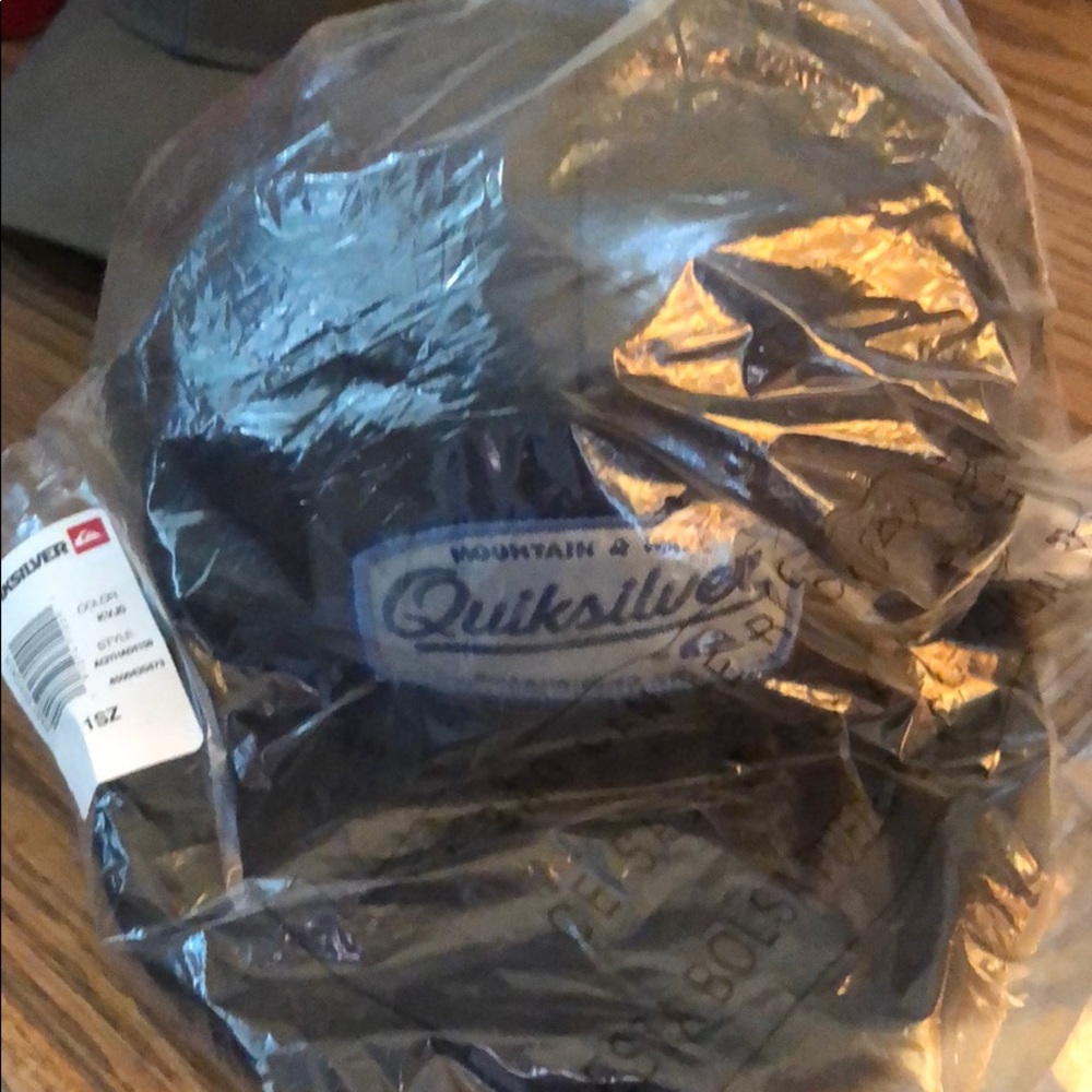 Quicksilver hat